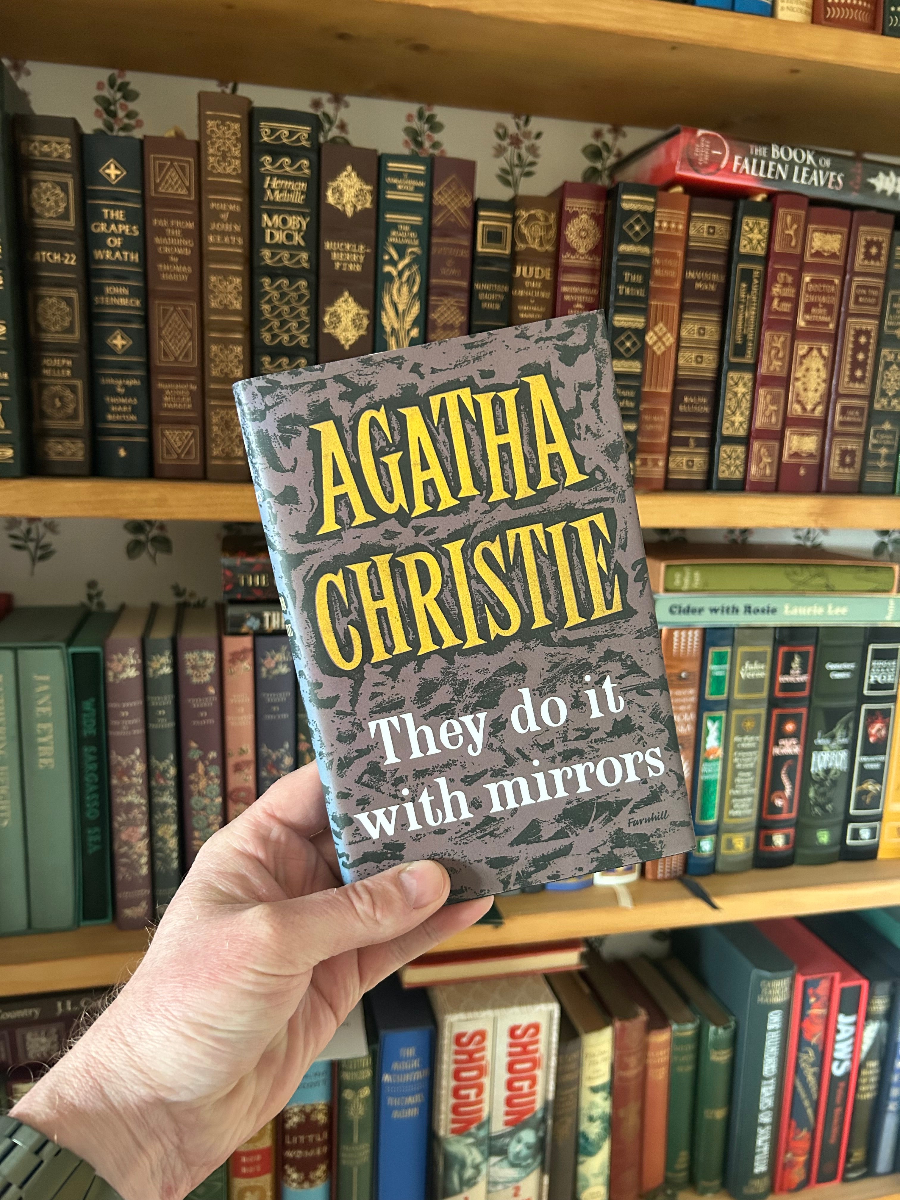 They Do it with Mirrors-Agatha Christie. The Crime Club.