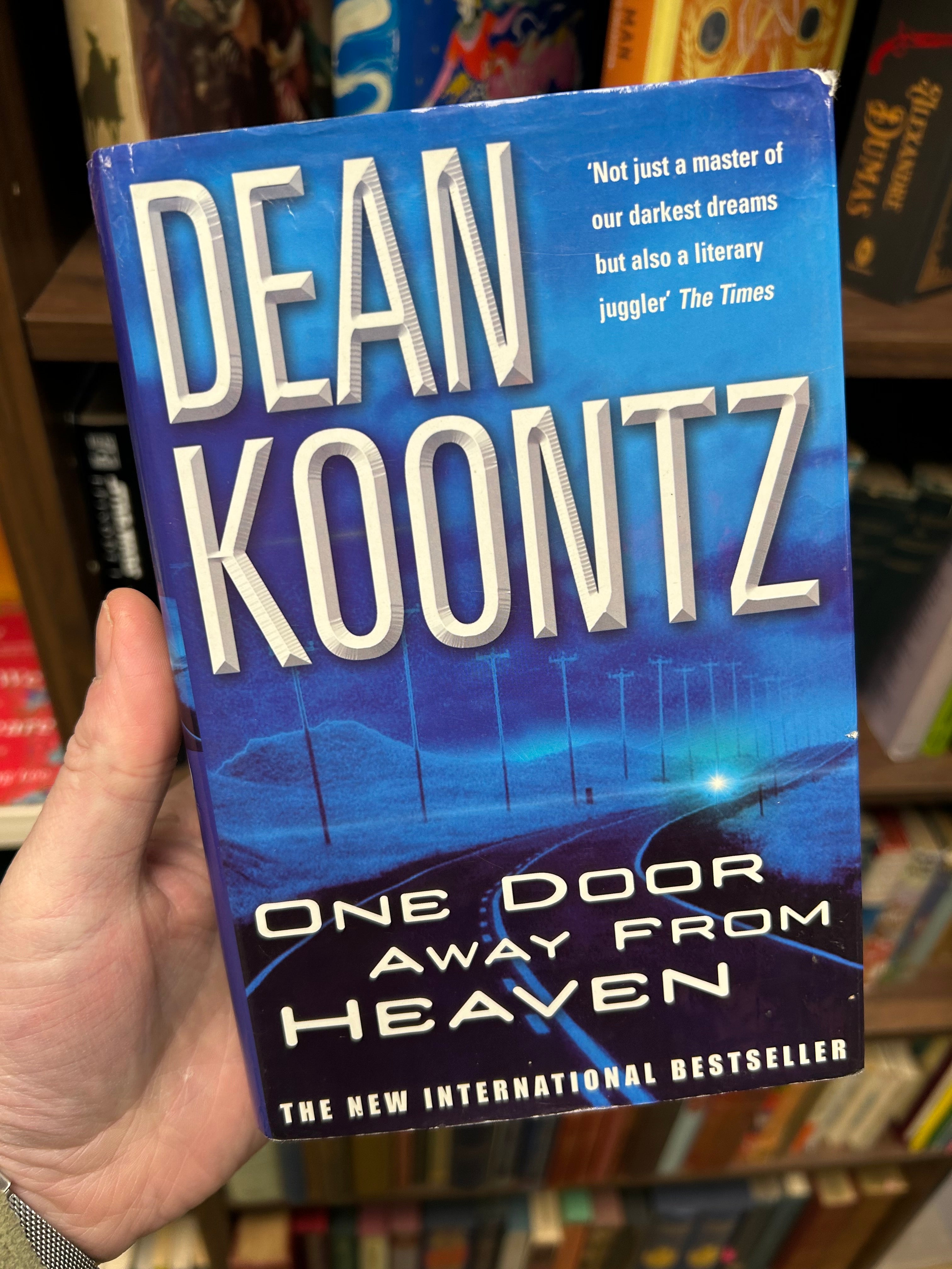 One door away from Heaven- Dean Koontz (2001) 067