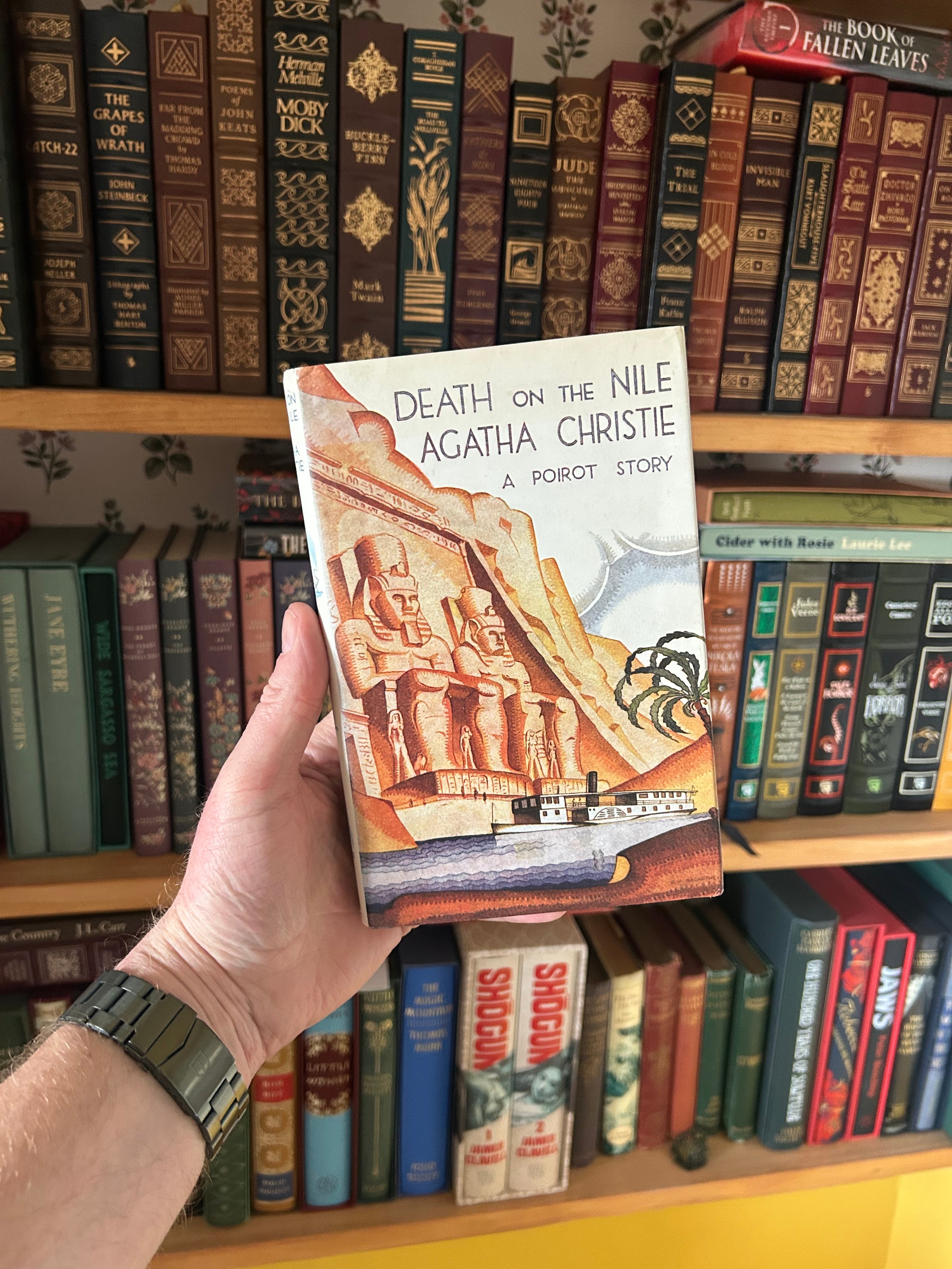 Death on The Nile- Agatha Christie. The Crime Club 2006