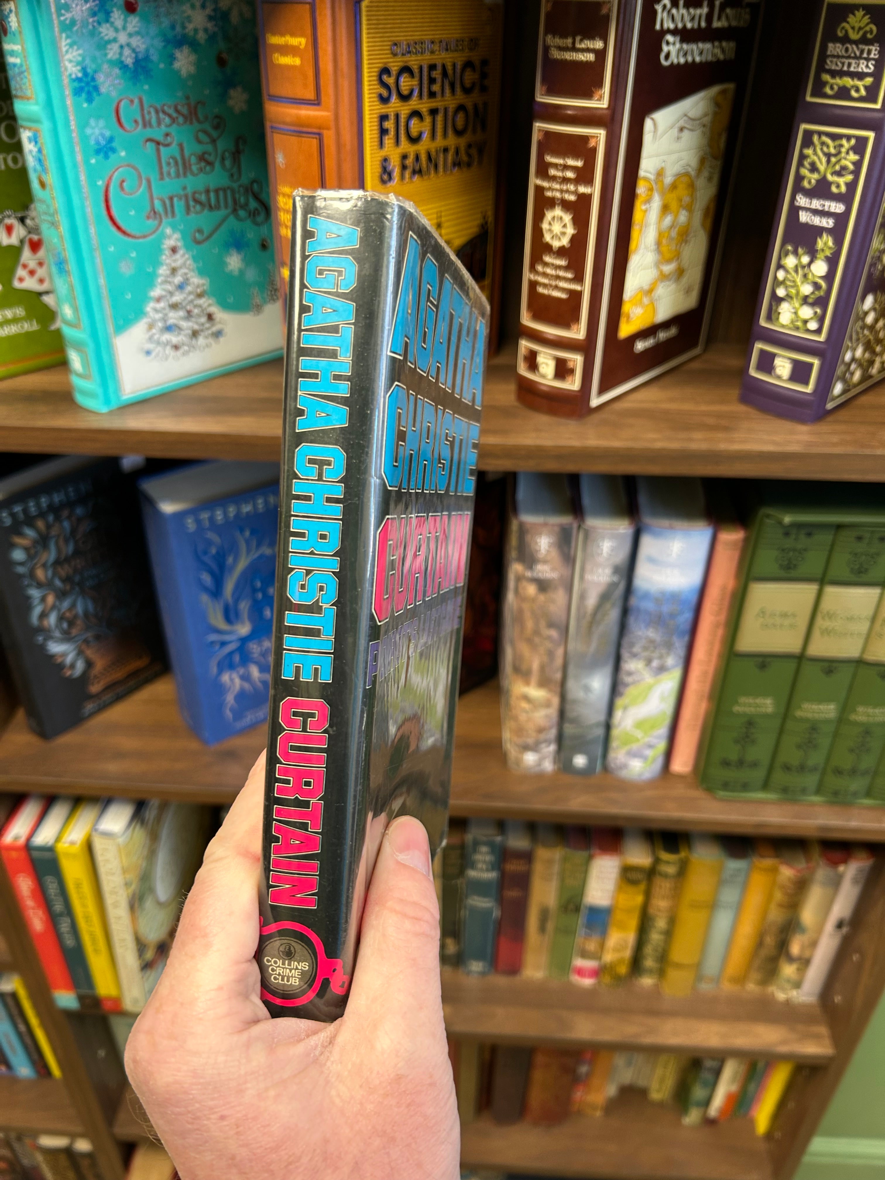 Curtain,Poirot’s Last Case (1975 book club edition) 017