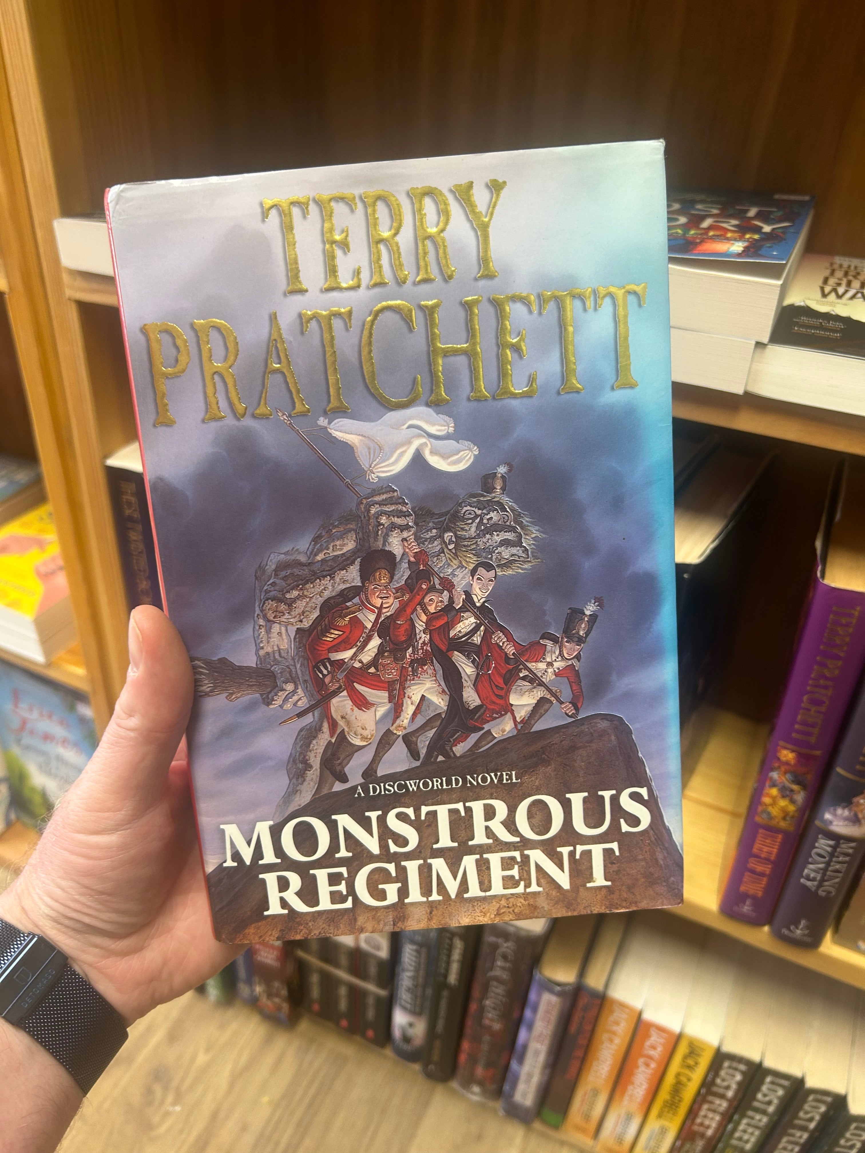 Monstrous Regiment- Terry Pratchett (First Edition)