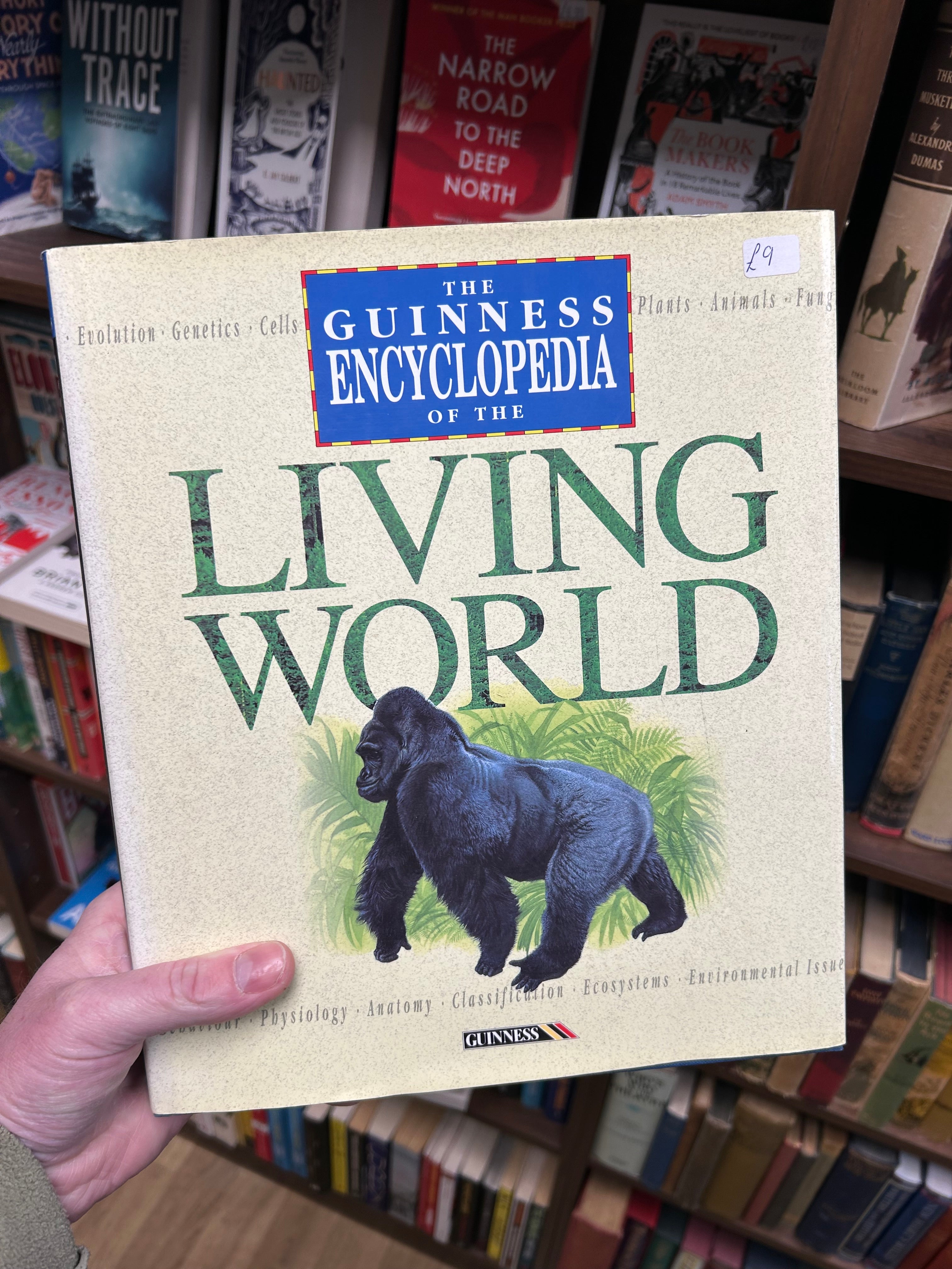 The Guinness Encyclopedia of the Living world-(1992) 037