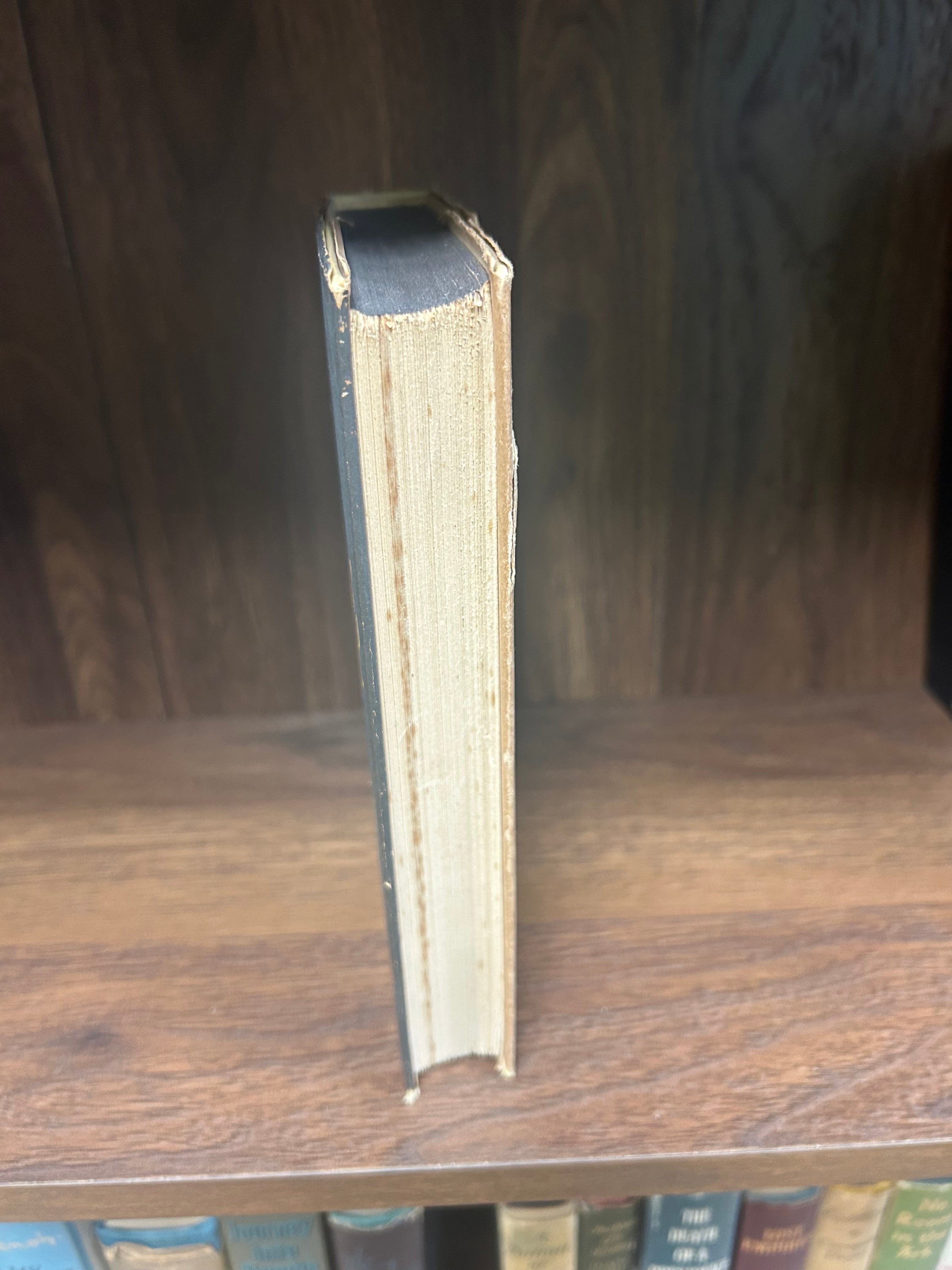 My Early Life- Winston.S.Churchill 1944.  014