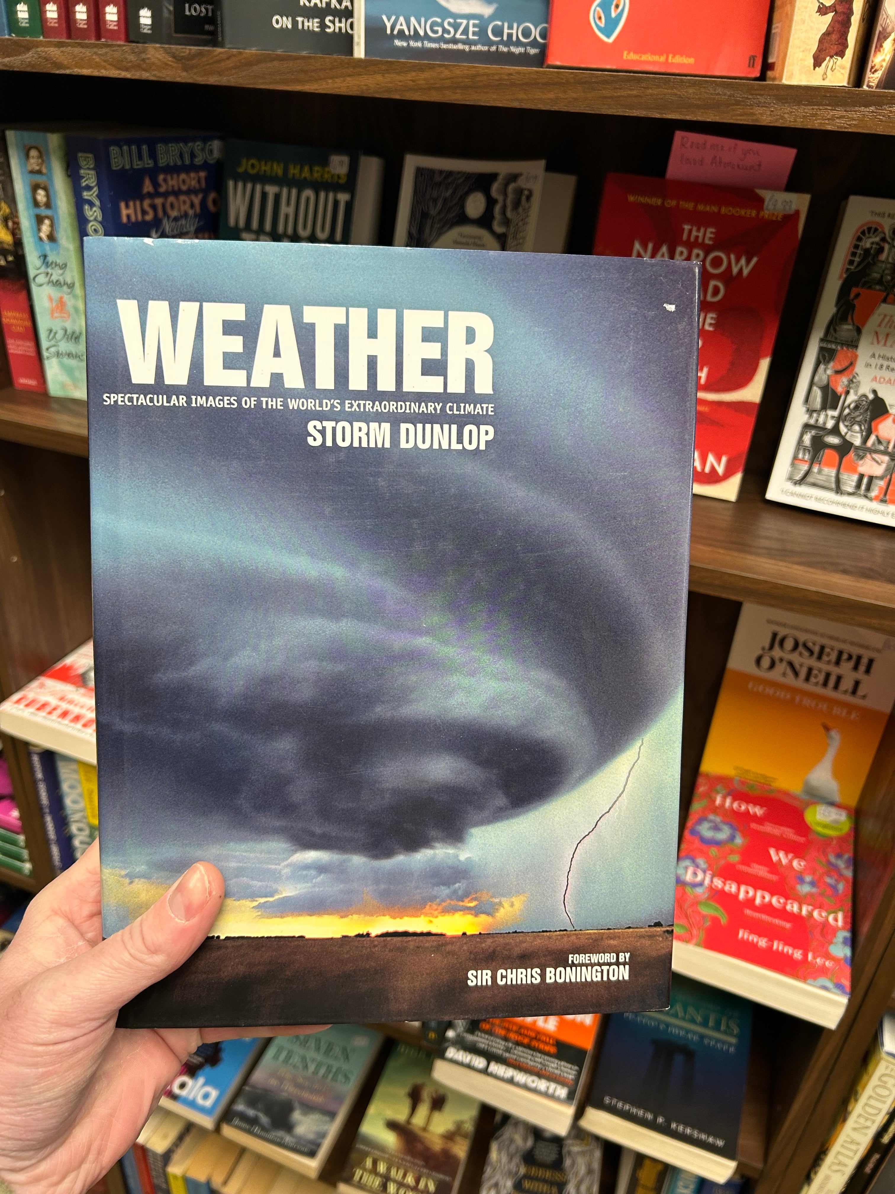 Weather- Foreword by Sir Chris Bonington (2007) 046