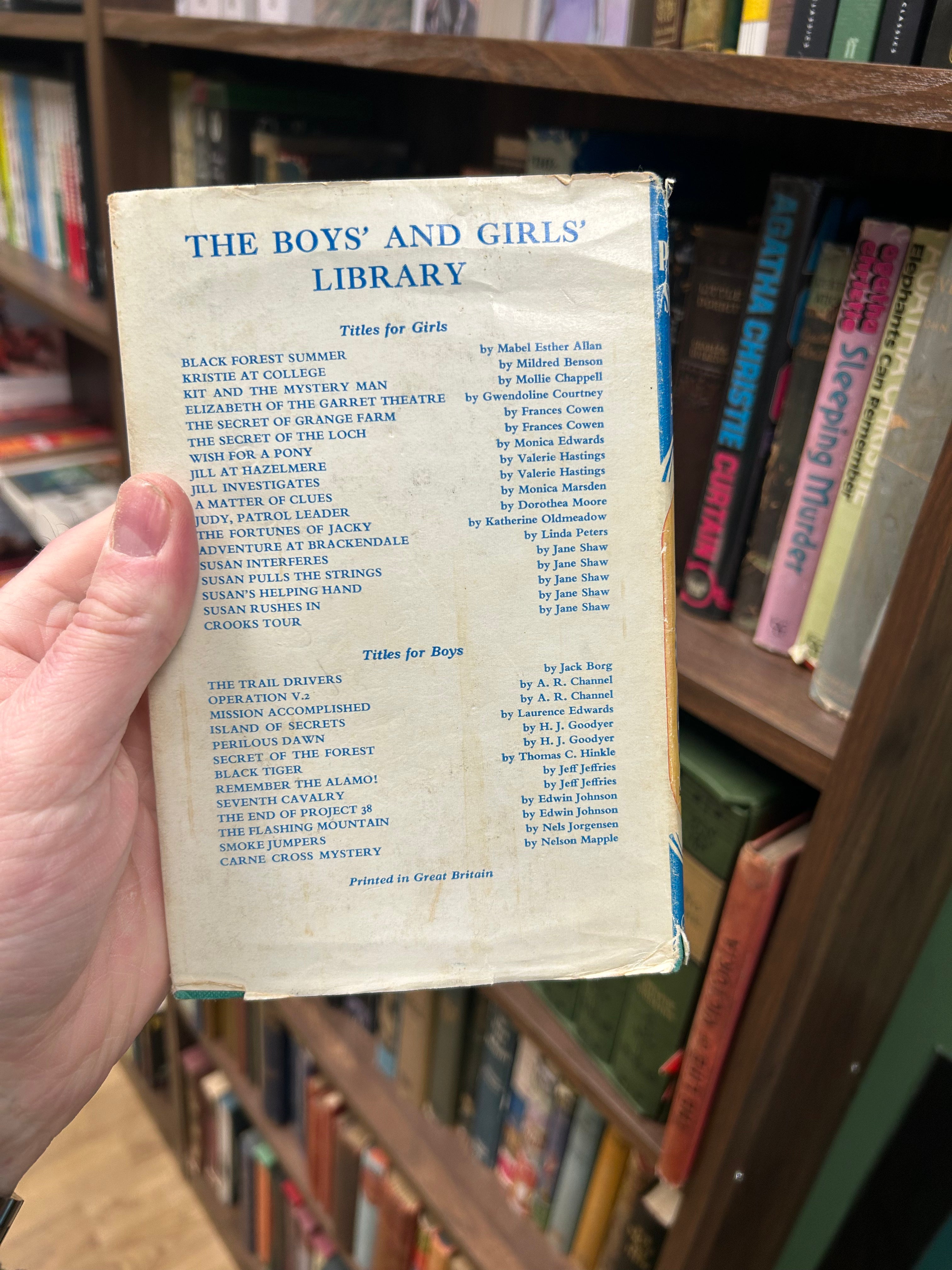 Susan Pulls The Strings- Jane Shaw. 126