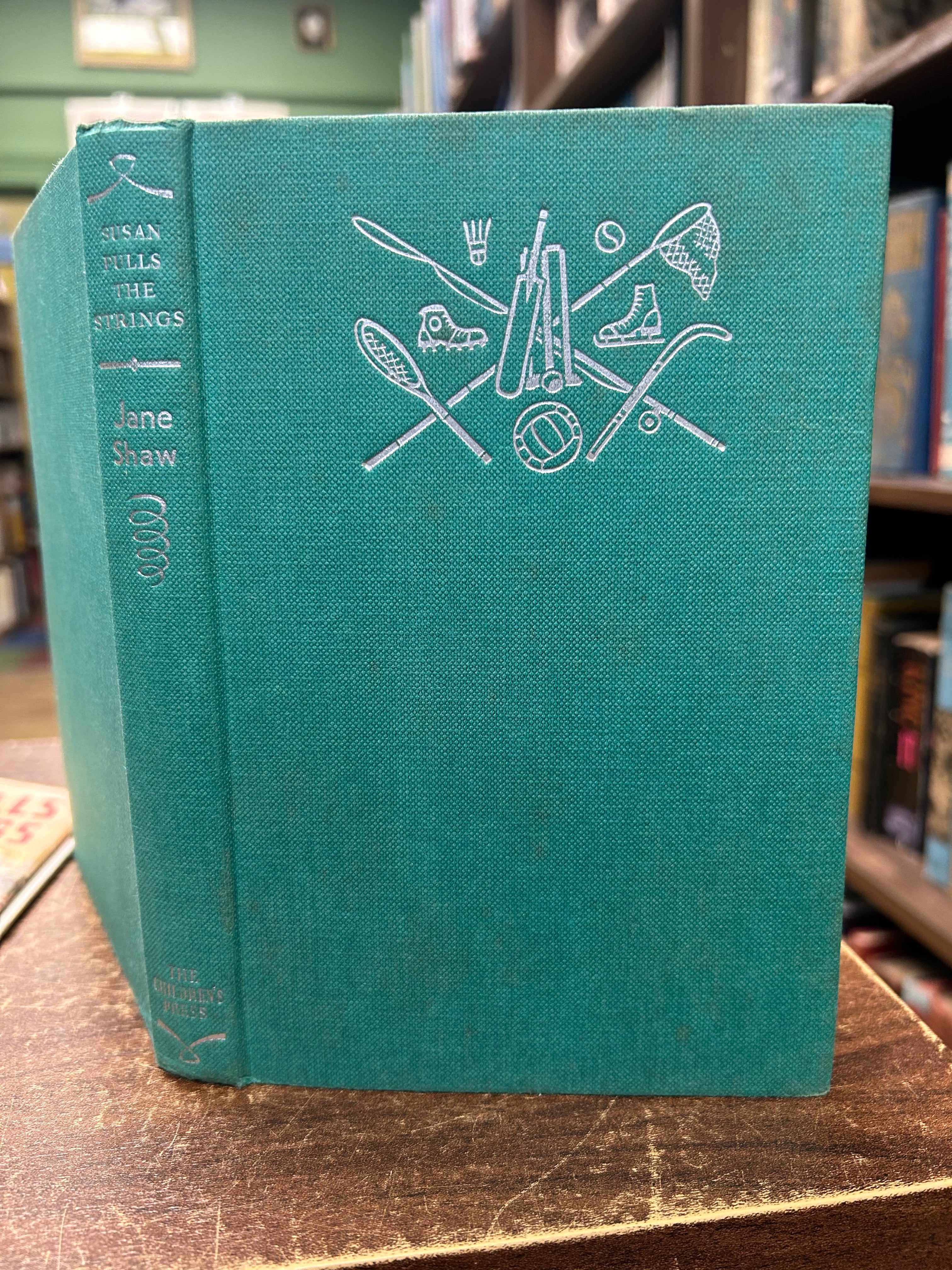 Susan Pulls The Strings- Jane Shaw. 126