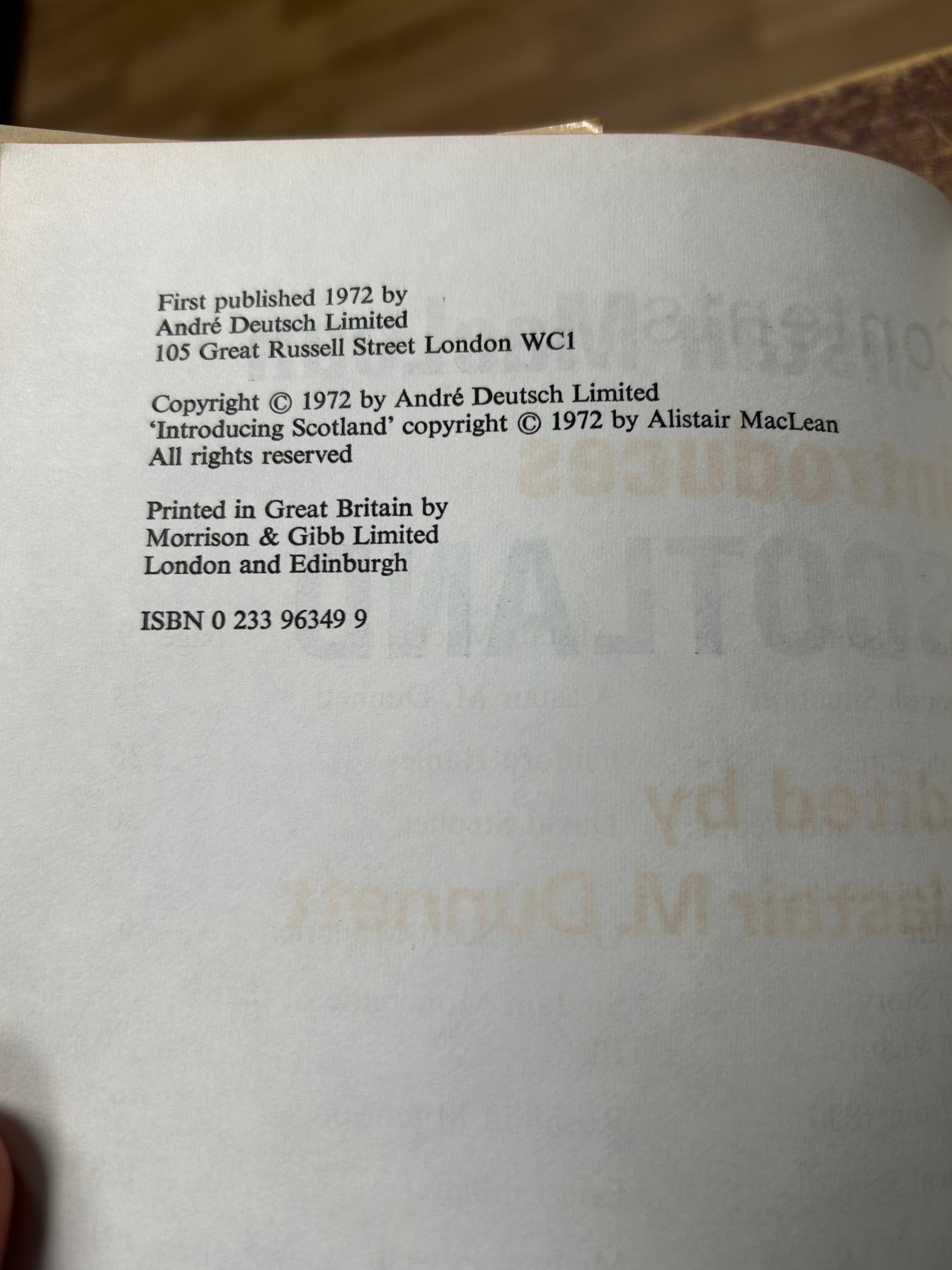 Alistair MacLean introduces Scotland. Uk 1st Edition 1972
